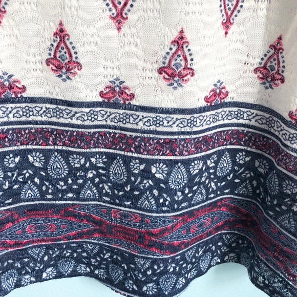 Style & Co Wing Sleeve Top - Picture 4 of 5